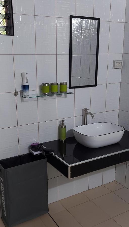 Rhenmart-Inn Siquijor Kültér fotó